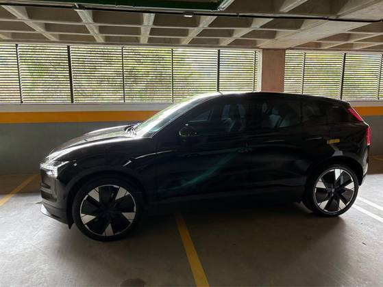 VOLVO EX30 69 KW ELÉTRICO ULTRA